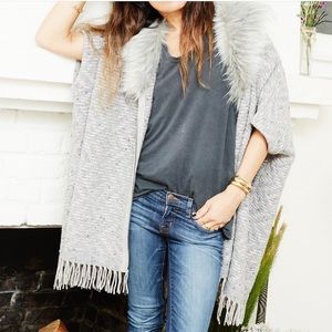 Joie Women's Faux Fur Grey Trim Zippered Sweater Poncho in XXS/S